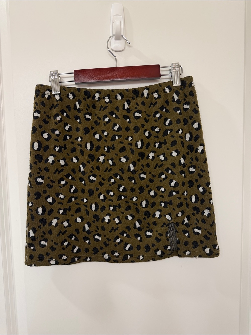 Forever 21 Animal Print Mini Skirt Size Medium
